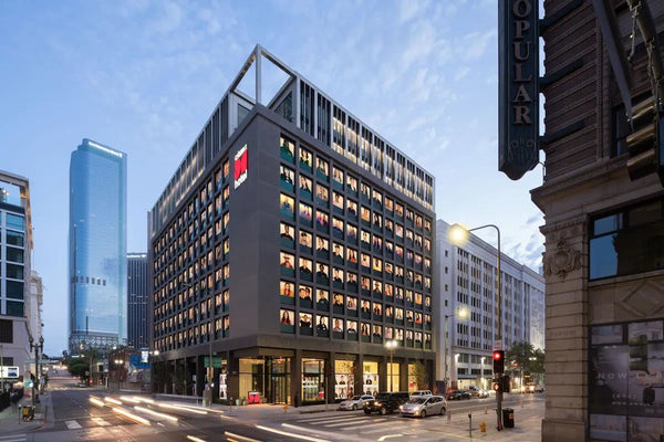 Hotel citizenM Los Angeles Downtown 4*